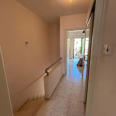 Two-floor Family Maisonette In Protaras 度假居 帕拉利米尼